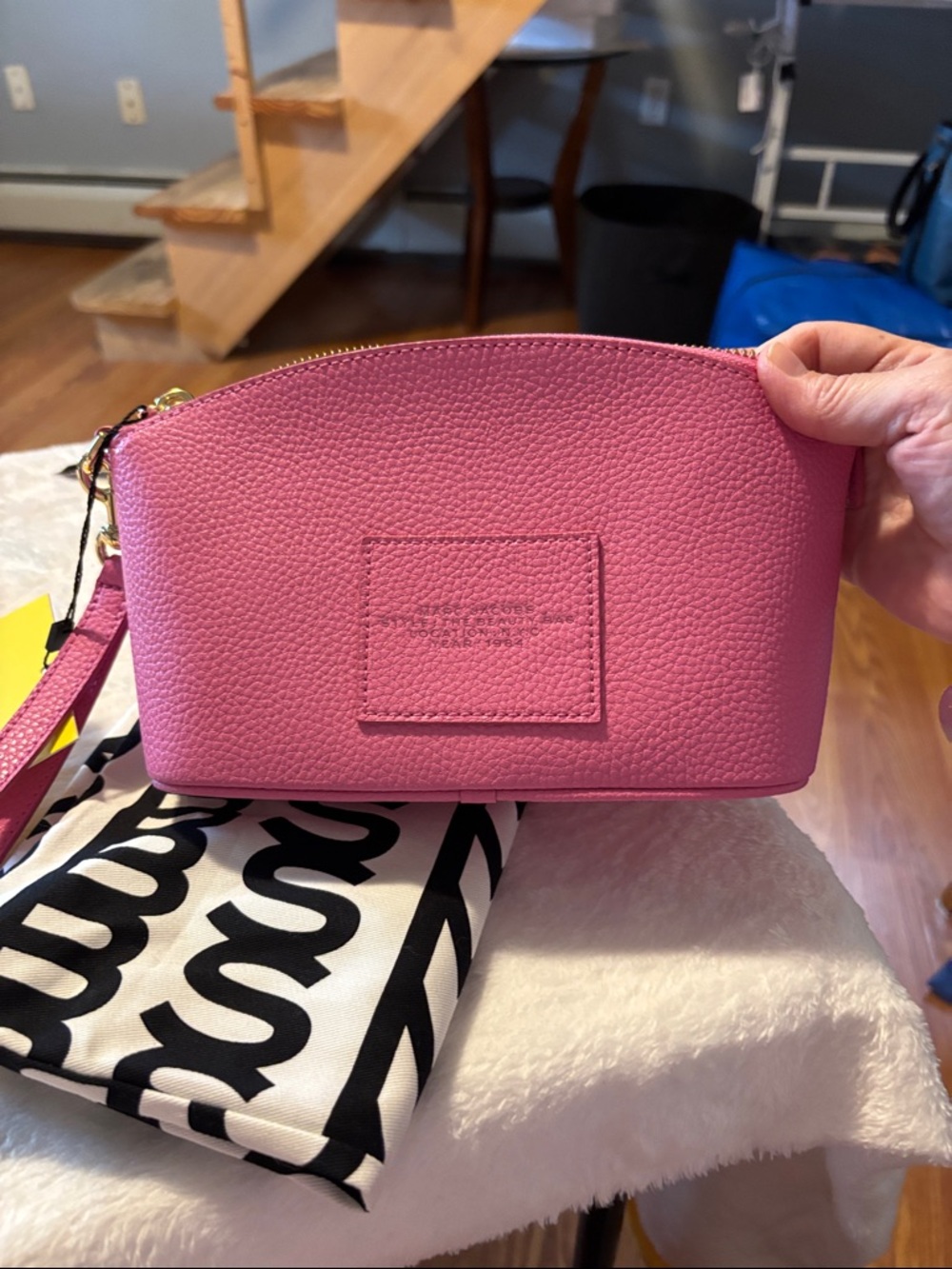 Marc Jacobs Pink The Beauty Bag Wristlet with Card Case - Picture 6 of 7
